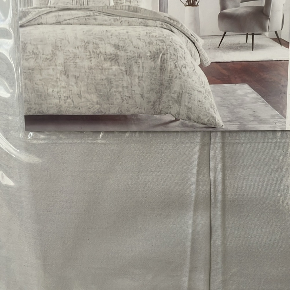 Hotel Collection silver fern bedskirt - Picture 3 of 3